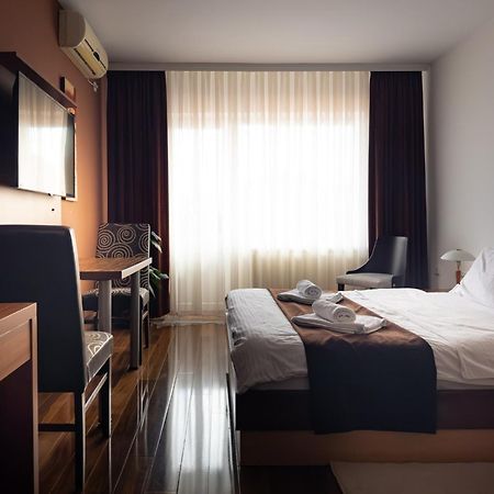 Zlatna Ribica Appartement Golubac Buitenkant foto