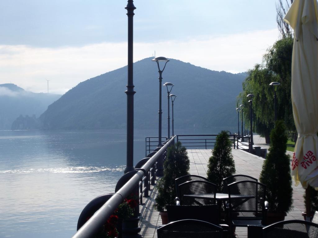 Zlatna Ribica Appartement Golubac Buitenkant foto